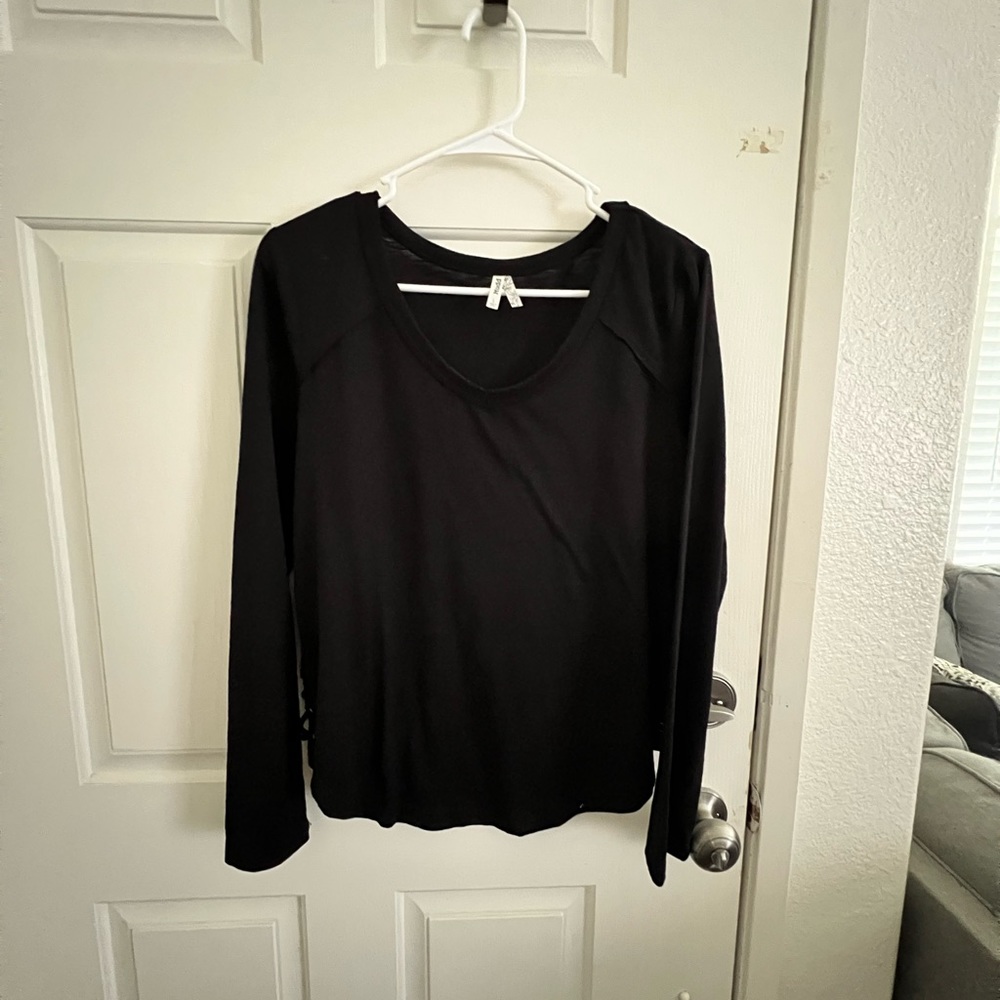 Large mud long sleeve top